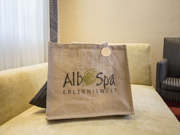 Wellness Schnuppertage - Auszeit vom Alltag! in Lichtenstein OT Honau, Baden-Württemberg inkl. Halbpension Unkategorisiert online kaufen Wellness Schnuppertage - Auszeit vom Alltag! in Lichtenstein OT Honau, Baden-Württemberg inkl. Halbpension Unkategorisiert online kaufen